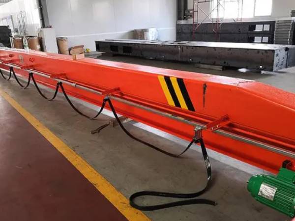 橙色線在單梁起重機遙控器中連接什么部件？